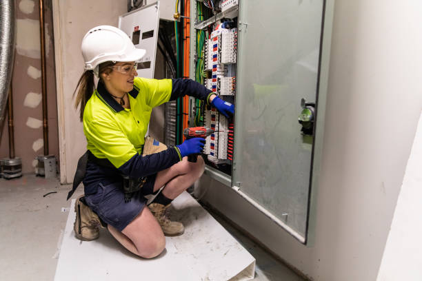 Best Circuit Breaker Repair  in Roundup, MT