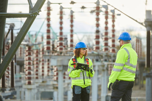 Best Local Electrician Companies  in Roundup, MT